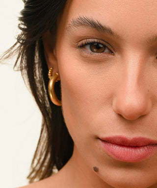 SOMBRA DE OJOS "THE ONE AND DONE"